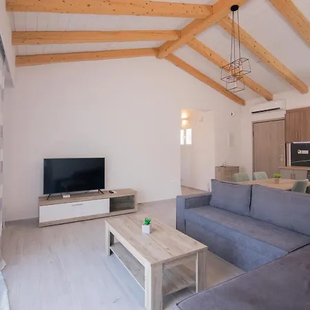 Di Pietra Apartament